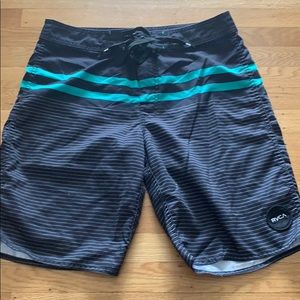 Men’s swim trunks